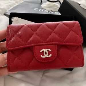 ❌ SOLD ❌ Chanel Classic Card Holder 18B Dark Red